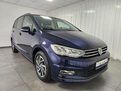 Gebraucht VW Touran Sound 150 PS (110 kW) 2017 Atlantic blue metallic Van / Kleinbus