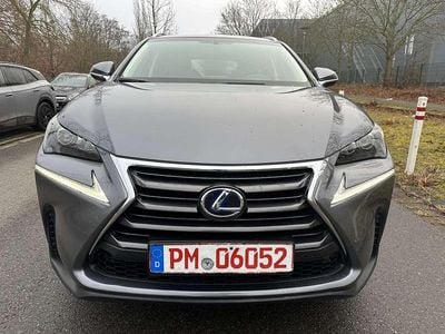 Gebraucht Lexus NX300h Executive Line 155 PS (114 kW) 2015 Blau SUV