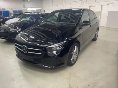 Gebraucht Mercedes B250 Progressive 218 PS (160 kW) 2022 Schwarz Kleinwagen