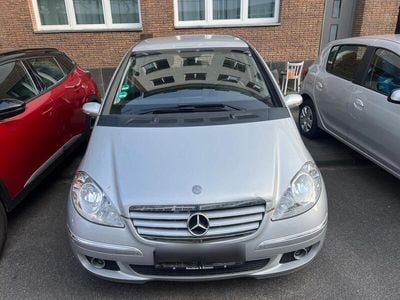 Mercedes A200