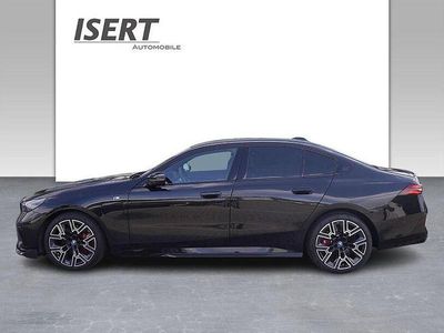 Usado BMW 550e Performance 489 HP (359 kW) 2024 Preto Sedan