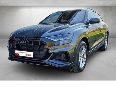 Begagnad Audi Q8 S-Line 381 HK (280 kW) 2022 Grå SUV