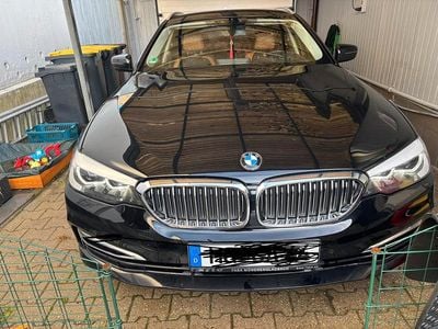 Gebraucht BMW 530 Luxury Line 265 PS (194 kW) 2017 Schwarz Kombi