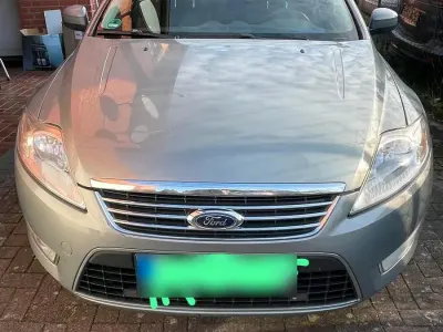 Używany Ford Mondeo Ghia 140 KM (102 kW) 2007 Srebrny Sedan/Limuzyna