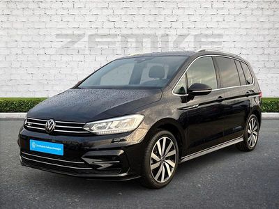 Schwarz Gebraucht 2024 VW Touran Highline Van / Kleinbus | 37.425 € (Etwas zu teuer)