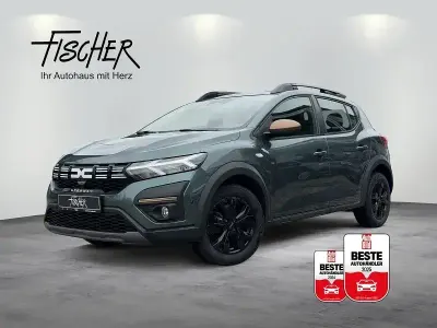 Gebraucht Dacia Sandero Extreme 110 PS (80 kW) 2024 Zedern grün Kleinwagen