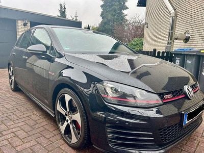 Usata VW Golf VII GTI 230 CV (169 kW) 2016 Nero Berlina