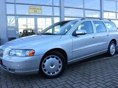 Usata Volvo V70 Summum 180 CV (132 kW) 2006 Grigio Station wagon