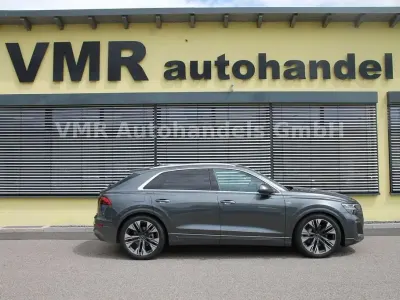 Neu Audi Q8 S-Line 286 PS (210 kW) 2026 Grau SUV