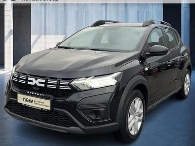 Usata Dacia Sandero Essentiel 122 CV (89 kW) 2024 Nero Berlina