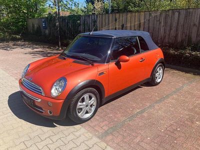 Second-hand Mini Cooper Cabriolet 116 CP (85 kW) 2004 Portocaliu Cabrio