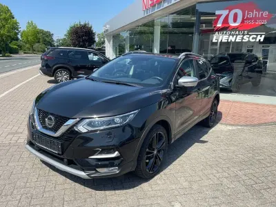 Gebraucht Nissan Qashqai 360º 159 PS (116 kW) 2019 Schwarz SUV