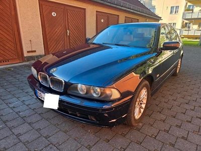 BMW 523
