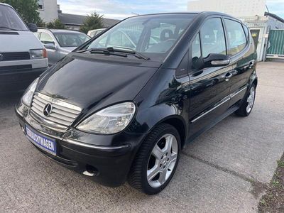 Second-hand Mercedes A190 125 CP (91 kW) 2003 Negru Monovolum