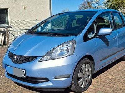 Second-hand Honda Jazz Comfort 99 CP (72 kW) 2009 Albastru Hatchback