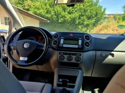 Gebraucht VW Golf VI 140 PS (102 kW) 2008 Silber Kleinwagen