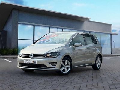 Gebraucht VW Golf Sportsvan Highline 125 PS (91 kW) 2017 Tungsten silver metallic Van / Kleinbus