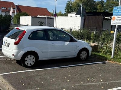 Schwarz Gebraucht 2008 Ford Fiesta Limousine | 1.800 € (Teuer)