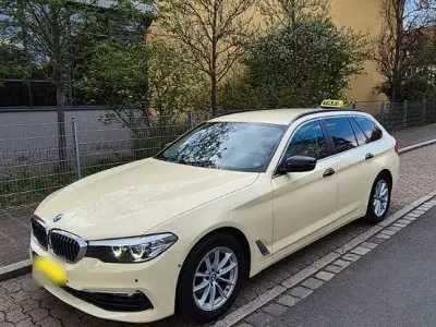 Gebraucht BMW 520 190 PS (139 kW) 2019 Schwarz Kombi