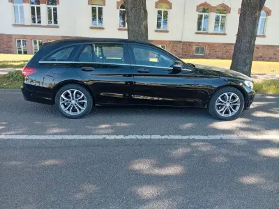 Gebraucht Mercedes C200 136 PS (100 kW) 2016 Schwarz Kombi