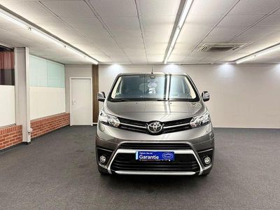 Gebraucht Toyota Proace Team 177 PS (130 kW) 2018 Grau Van / Kleinbus