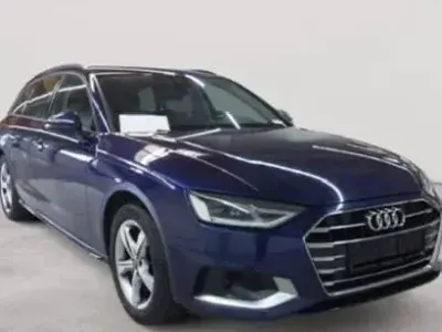 Gebraucht Audi A4 Advanced 163 PS (119 kW) 2021 Blau Kombi