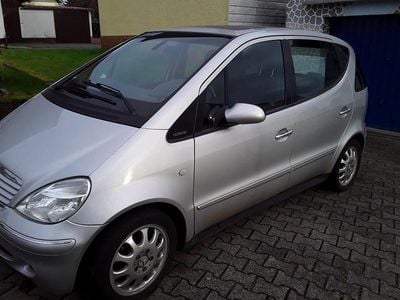 Silber Gebraucht 2001 Mercedes A160 Kleinwagen | 500 € (Superpreis)
