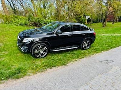 Gebraucht Mercedes GLE350 258 PS (189 kW) 2017 Schwarz Limousine