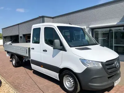 Gebraucht Mercedes Sprinter 163 PS (119 kW) 2019 Arktikweiss Van