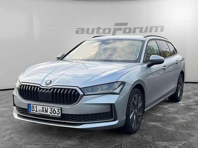 Gebraucht Skoda Superb Selection 150 PS (110 kW) 2024 Pebble silber metallic Kombi