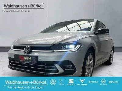 Używany VW Polo Style 95 KM (69 kW) 2022 Srebrny Hatchback