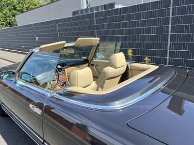 gebraucht Mercedes 560 SLblauschwarz / Beige