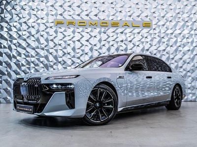 BMW M760e