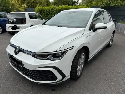 Gebraucht VW Golf GTE 245 PS (180 kW) 2021 Weiß Coupé
