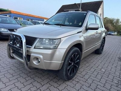 Usata Suzuki Grand Vitara 140 CV (102 kW) 2009 Oro SUV
