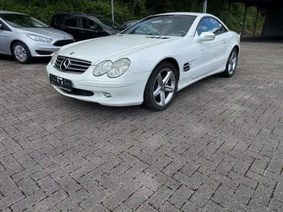 Gebraucht Mercedes SL500 306 PS (225 kW) 2002 Weiß Cabrio