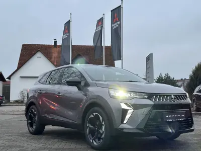 Neu Mitsubishi Grandis Diamant Edition 140 PS (102 kW) 2026 Grau SUV
