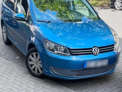 Gebraucht VW Touran 105 PS (77 kW) 2010 Blau Van / Kleinbus