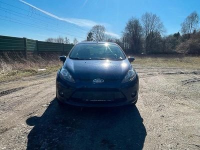 Gebraucht Ford Fiesta 60 PS (44 kW) 2010 Blau Kleinwagen