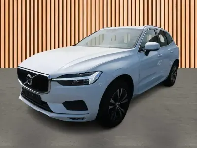 Usata Volvo XC60 Momentum 197 CV (144 kW) 2021 Bianco SUV
