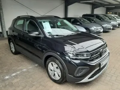 Gebraucht VW T-Cross Life 116 PS (85 kW) 2024 Deep black perleffekt SUV