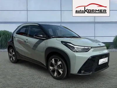 Neu Toyota Aygo X 116 PS (85 kW) 2026 Grün SUV