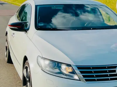 Gebraucht VW Passat 150 PS (110 kW) 2015 Weiß Coupé
