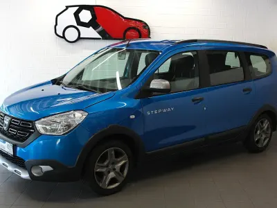 Gebraucht Dacia Lodgy Stepway 116 PS (85 kW) 2019 Blau sky Van / Kleinbus