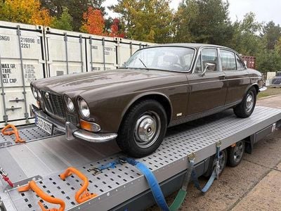 Second-hand Jaguar XJ6 173 CP (127 kW) 1973 Maro Berlinǎ