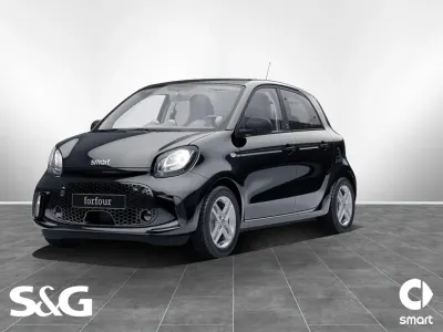 Gebraucht Smart ForFour Electric Drive Passion 60 kW (82 PS) 2020 Karosserie in black Limousine
