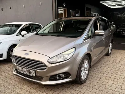 Gebraucht Ford S-MAX Titanium 179 PS (131 kW) 2016 Grau Van / Kleinbus