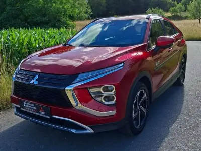 Gebraucht Mitsubishi Eclipse Cross Edition 188 PS (138 kW) 2021 Dynamikrot SUV