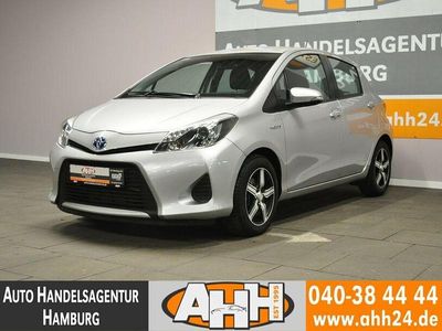 Gebraucht Toyota Yaris Hybrid Life 101 PS (74 kW) 2012 Silber Limousine