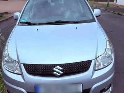Gebraucht Suzuki SX4 City 107 PS (78 kW) 2009 Silber SUV